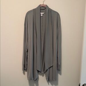Gray Athleta Pranayama Restore Wrap